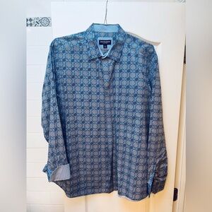 Johnston & Murphy Men’s print button down with print cuff.  EUC - SIZE XL